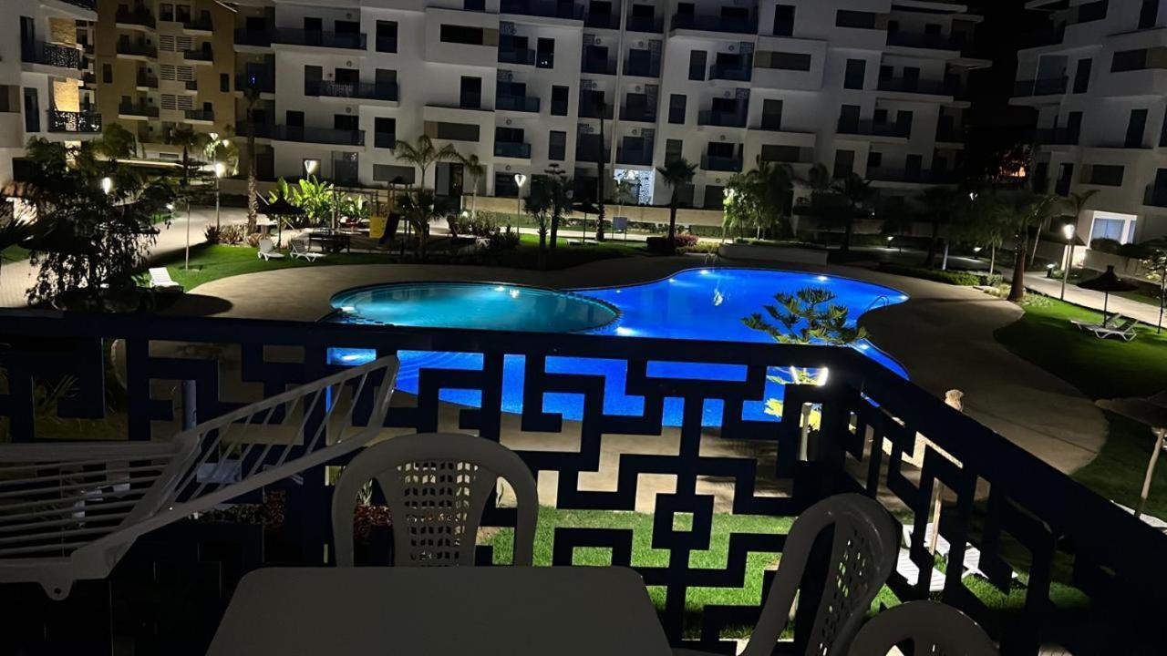 Appartement De Luxe Avec Piscine A 5 Min De La Plage Martil Room photo